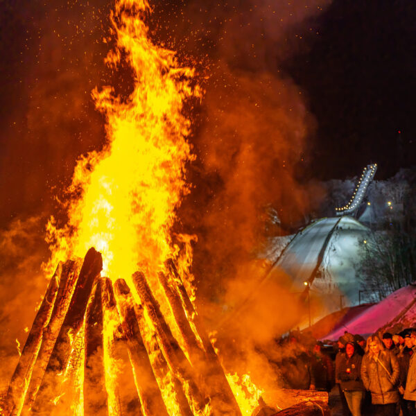 2023-01-20-SkiJump-Fire-A9_0755-1x1